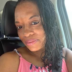 Meet your Posher, Keisha